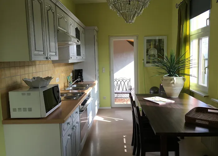 Perlina Karpat ベルンカステル・クース