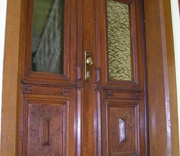 Perlina Karpat ベルンカステル・クース